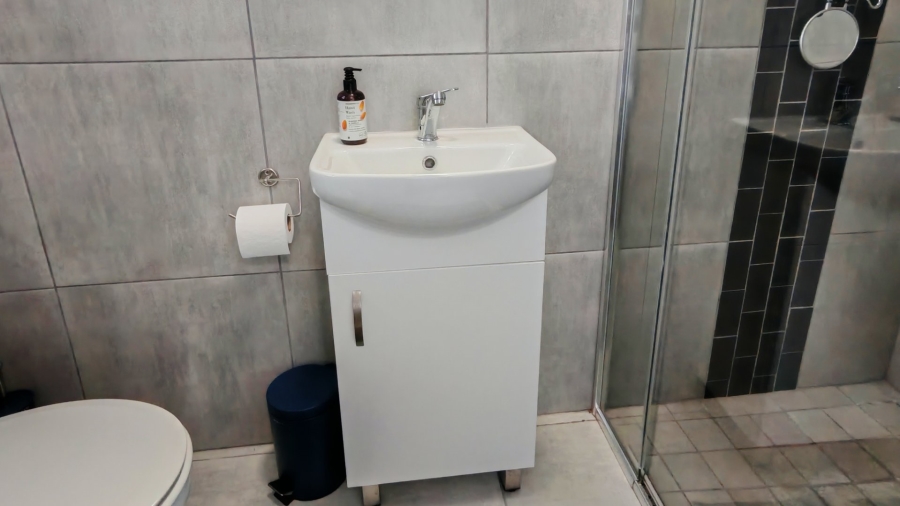 3 Bedroom Property for Sale in Tergniet Western Cape